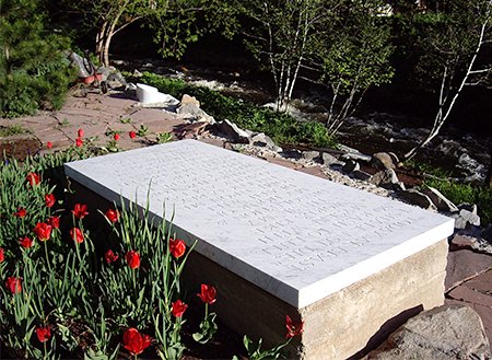 art_stone_014_coffin